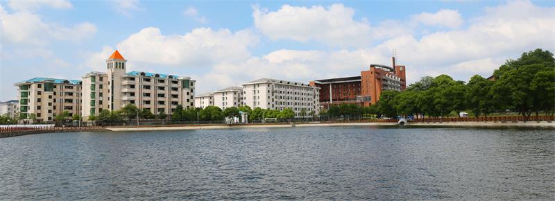 湘潭大学